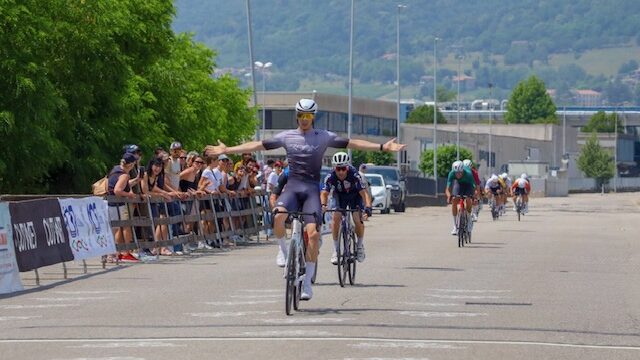 Pederobba da Impazzire: Il Trofeo Iavazzo Accende la Festa del Ciclismo!