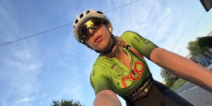 Erica Campagna, giovane promessa del ciclismo trevigiano: dai primi colpi di pedale ai sogni nel cassetto.